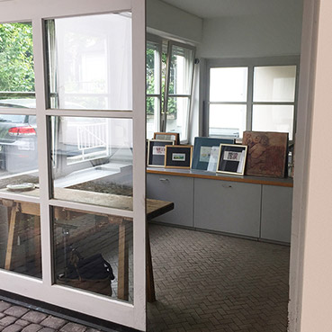 Monkey Gallery auf Instagram – Ausstellungsansicht